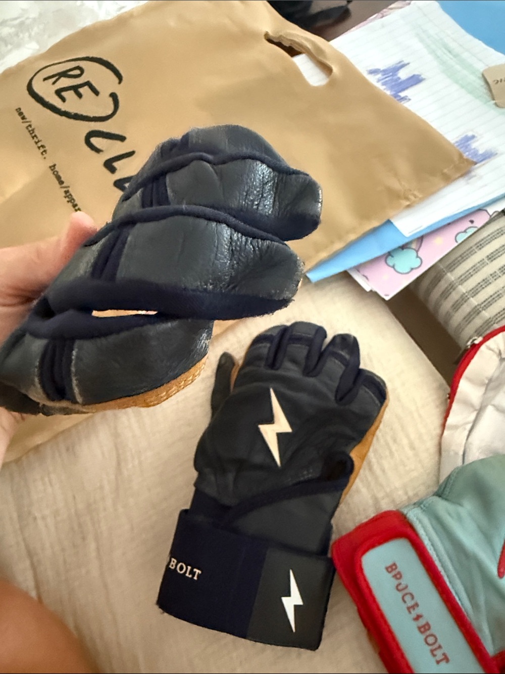Bruce bolt Ym &xl Leather Work baseball gloves in Tan, Baby Blue & Red - Picture 9 of 14